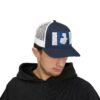Demuestra tu amor por Guatemala con esta gorra snapback, perfecta para uso casual o aventuras al aire libre.