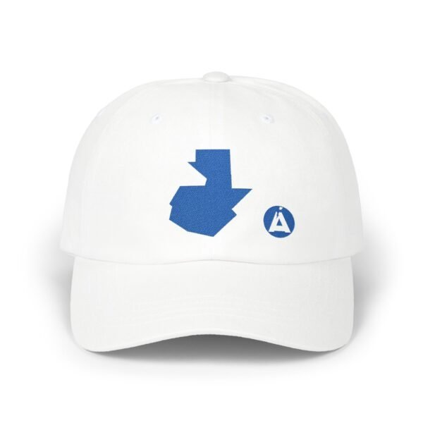 Gorra clasica con diseño del mapa de Guatemala, perfecta para quienes disfrutan de actividades al aire libre y viajes.