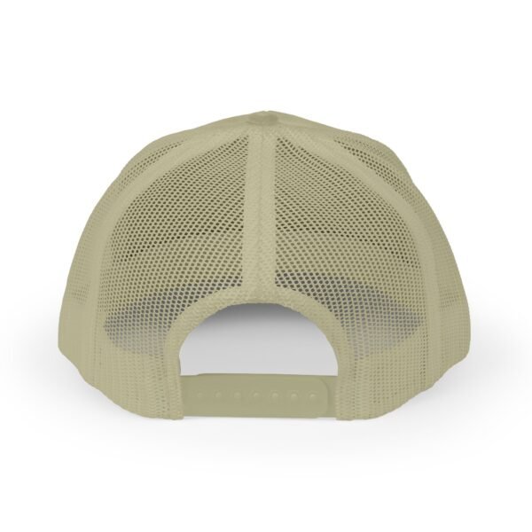 Demuestra tu amor por Guatemala con esta gorra snapback, perfecta para uso casual o aventuras al aire libre.