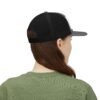 Elegante gorra de camionero con mapa de GUATE, perfecta para aventuras al aire libre.