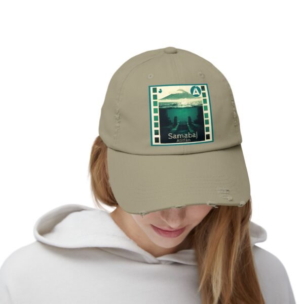 Gorra de inspiración vintage con diseño Samabaj, con un toque moderno y nostálgico a cualquier look.