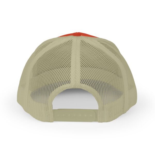 Demuestra tu amor por Guatemala con esta gorra snapback, perfecta para uso casual o aventuras al aire libre.