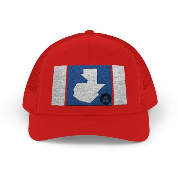 Demuestra tu amor por Guatemala con esta gorra snapback, perfecta para uso casual o aventuras al aire libre.