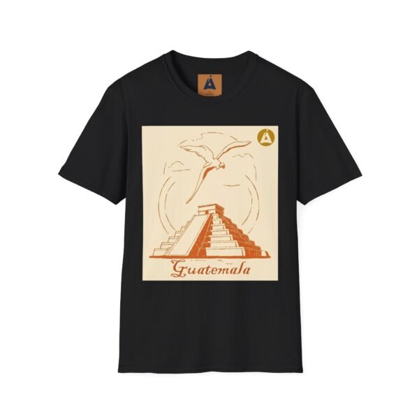 Camiseta unisex gráfica vintage de Guatemala, es el recuerdo de viaje perfecto para aventureros y viajeros.