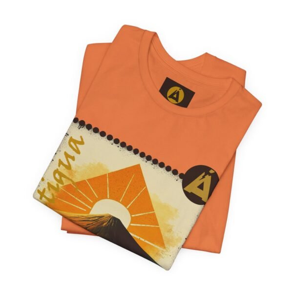 Camiseta unisex de Guatemala, perfecta para viajeros y aventureros e ideal para quienes aprecian la ropa informal.