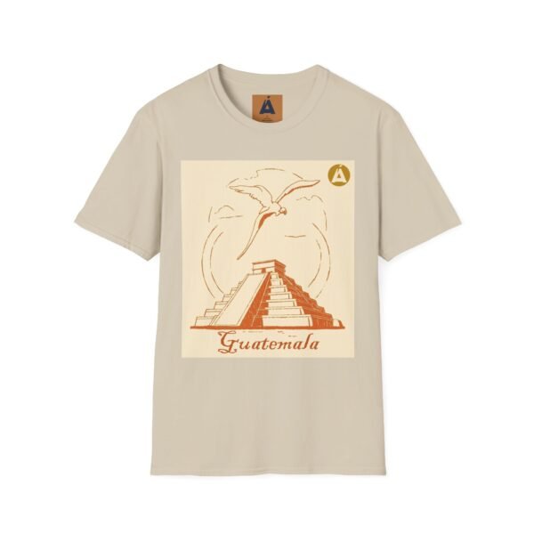 Camiseta unisex gráfica vintage de Guatemala, es el recuerdo de viaje perfecto para aventureros y viajeros.