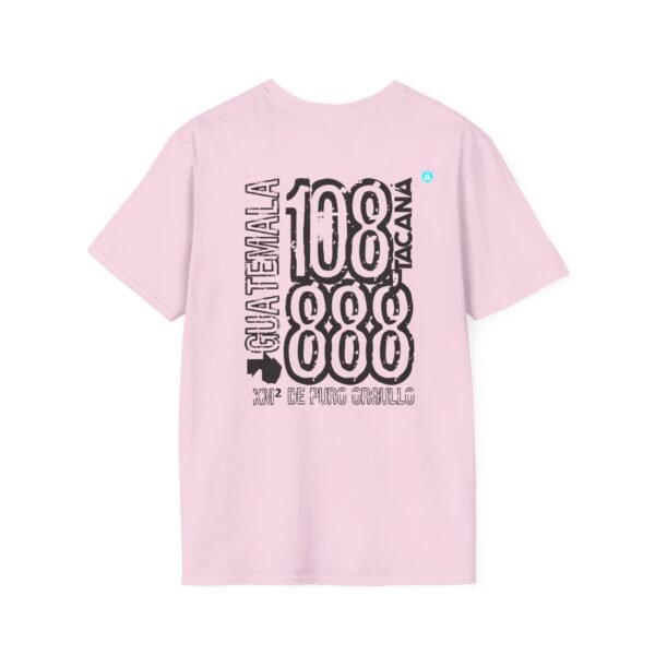 Celebra tu herencia guatemalteca con esta camiseta unisex, perfecta para pasear.