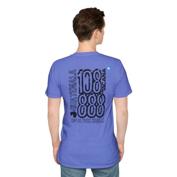 Celebra tu herencia guatemalteca con esta camiseta unisex, perfecta para pasear.