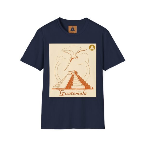 Camiseta unisex gráfica vintage de Guatemala, es el recuerdo de viaje perfecto para aventureros y viajeros.