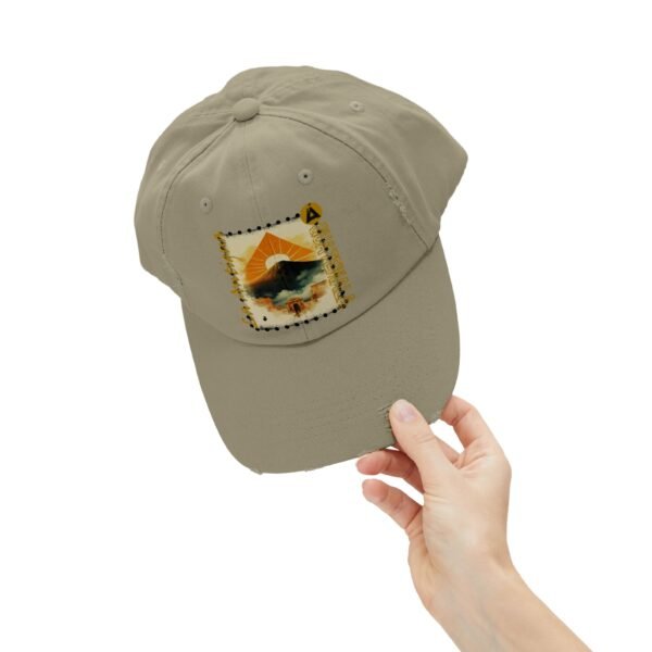 Gorra unisex de inspiración vintage con efecto desgastado de La Antigua Guatemala. Perfecta para un look casual.