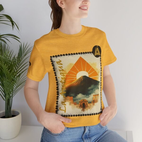 Camiseta unisex de Guatemala, perfecta para viajeros y aventureros e ideal para quienes aprecian la ropa informal.