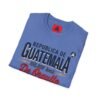 Celebra tu herencia guatemalteca con esta camiseta unisex, perfecta para pasear.