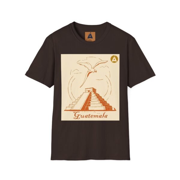 Camiseta unisex gráfica vintage de Guatemala, es el recuerdo de viaje perfecto para aventureros y viajeros.