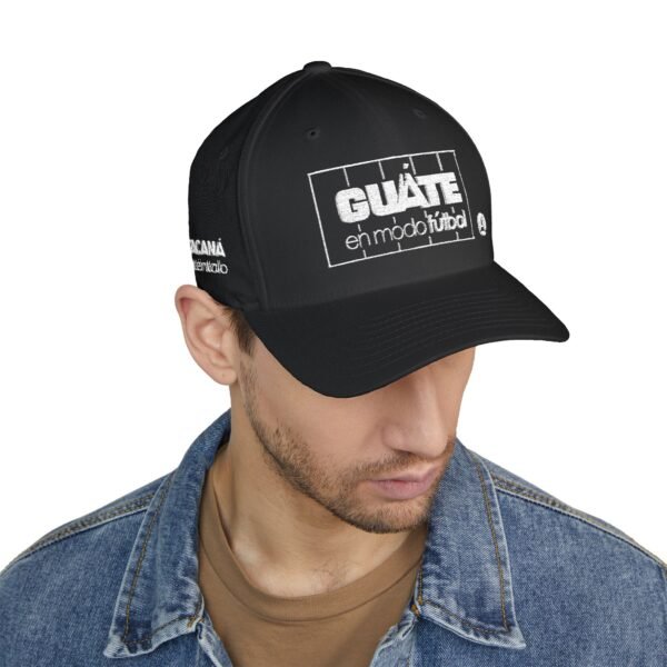 4009699946067279842_2048.jpeg Elegante gorra Trucker bordada de GUATE, perfecta para ir al estadio a los partidos de fútbol y salidas informales.