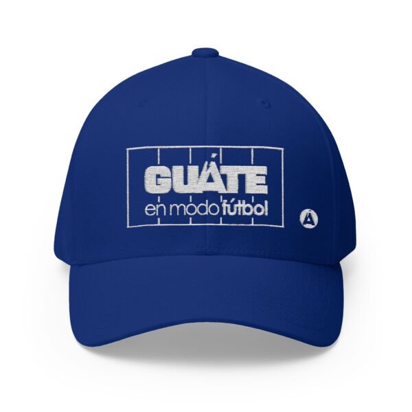 4710429403460091240_2048.jpeg Elegante gorra Trucker bordada de GUATE, perfecta para ir al estadio a los partidos de fútbol y salidas informales.