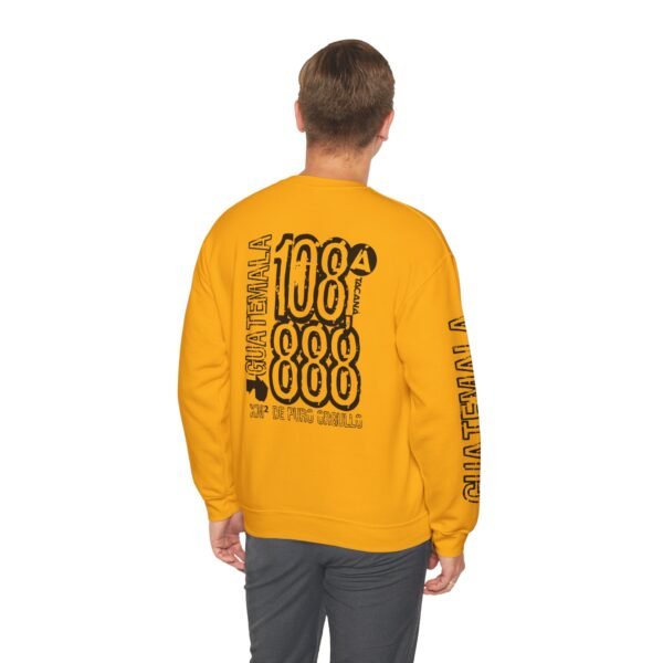 Abrigate con esta sudadera unisex inspirada en Guatemala, perfecta para los amantes de la moda viajera vintage.