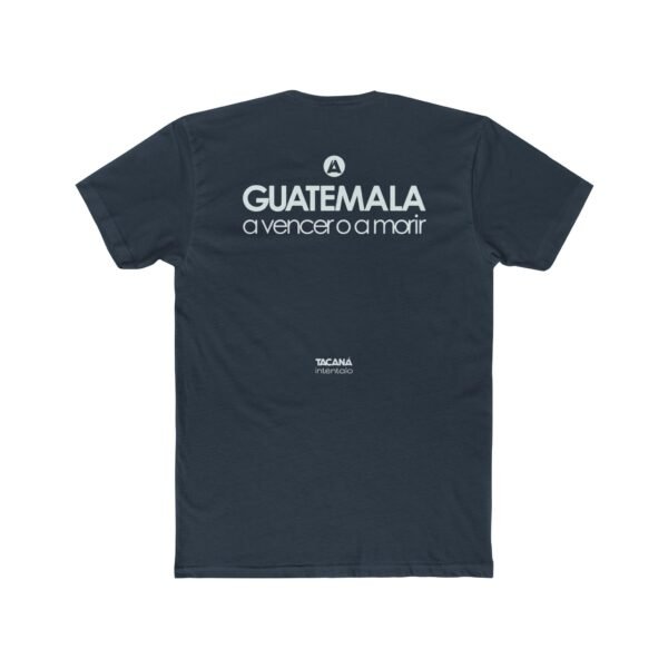 Celebra tu pasión por el fútbol guatemalteco con esta camiseta unisex, perfecta para ver a la sele.