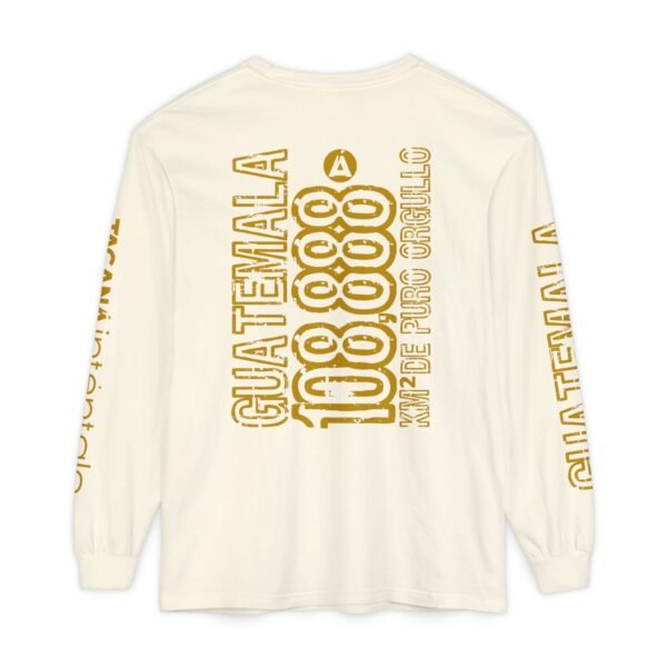 Camisa unisex de Guatemala, una prenda  perfecta para el día a día que complementa cualquier atuendo informal.