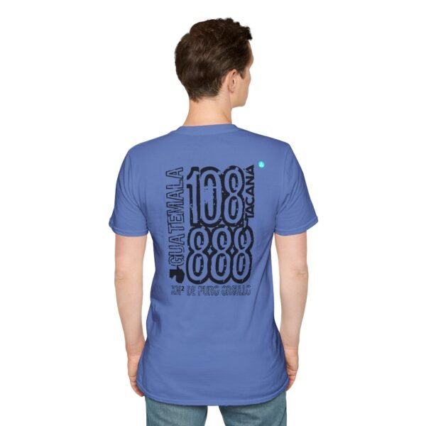 Celebra tu herencia guatemalteca con esta camiseta unisex, perfecta para pasear.