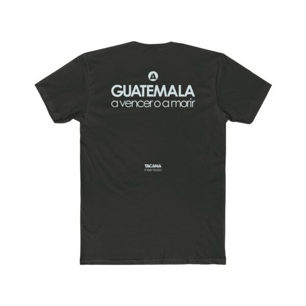 Celebra tu pasión por el fútbol guatemalteco con esta camiseta unisex, perfecta para ver a la sele.