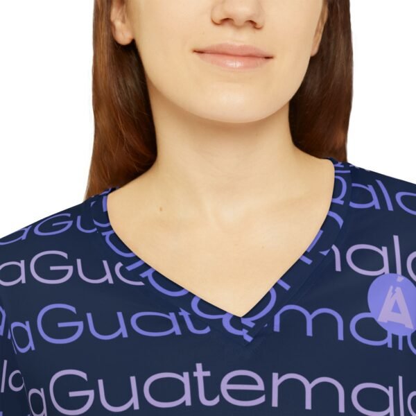 8418347462763753495_2048-1.jpeg Camisa guatemalteca para mujer, elegante y versatil para un armario a la moda, perfecta para ir de paseo en la ciudad.