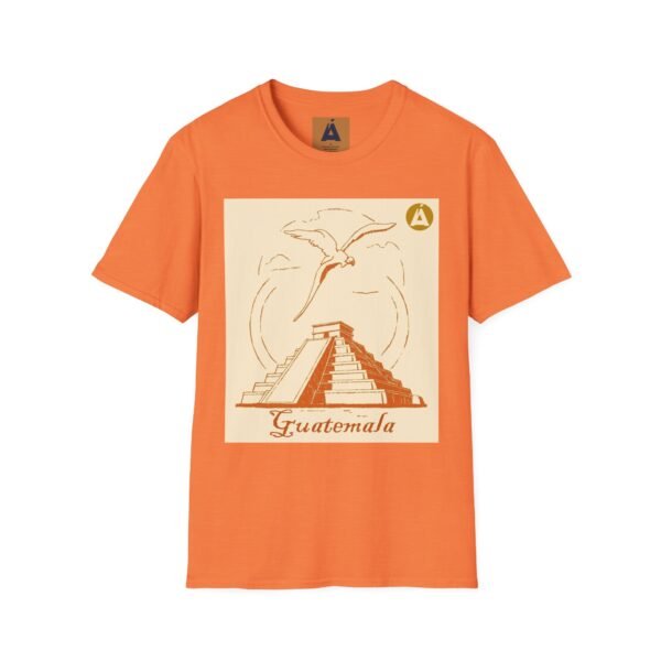 Camiseta unisex gráfica vintage de Guatemala, es el recuerdo de viaje perfecto para aventureros y viajeros.