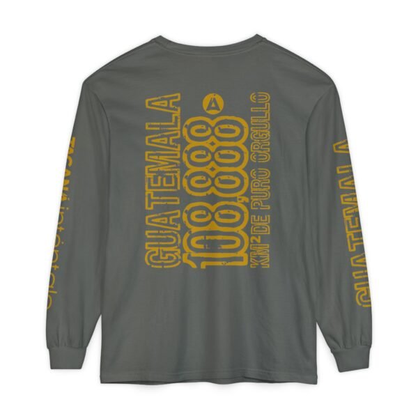 Camisa unisex de Guatemala, una prenda  perfecta para el día a día que complementa cualquier atuendo informal.